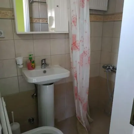 Dom wakacyjny Eftychia's Home-σπίτι με θέα τη λίμνη πλαστήρα Agios Athanasios (Karditsa)