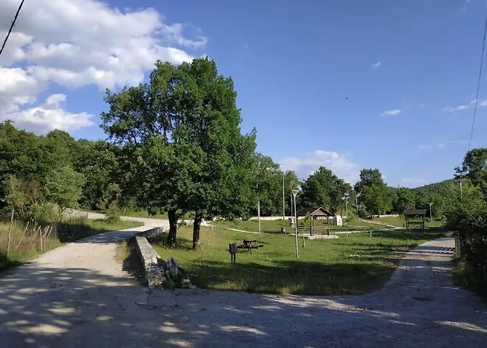 Eftychia's Home-σπίτι με θέα τη λίμνη πλαστήρα Holiday home