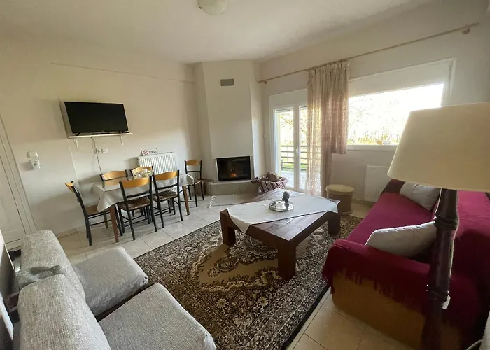 Holiday home Eftychia's Home-σπίτι με θέα τη λίμνη πλαστήρα